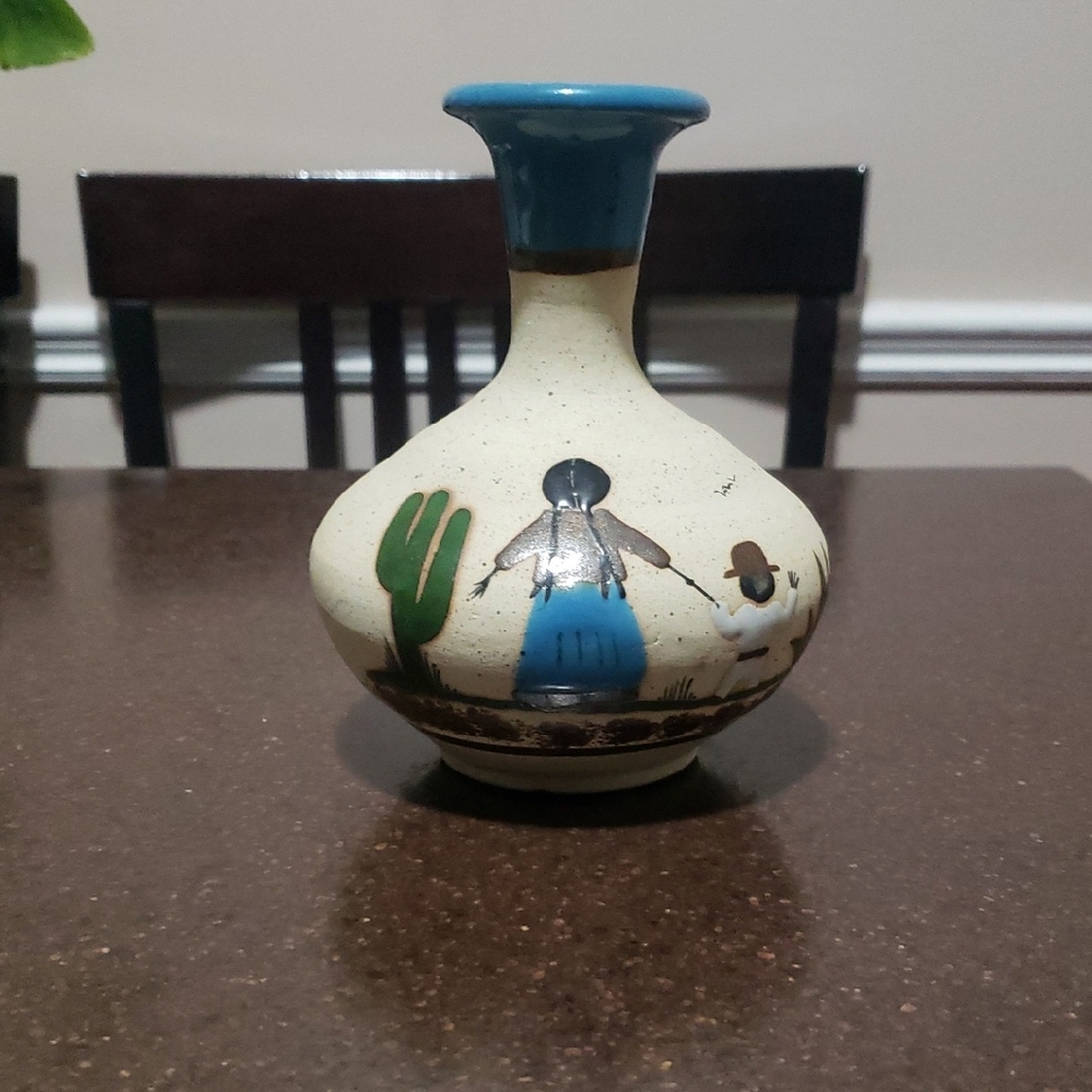 Vintage Tonala Mexican pottery vase, sandstone. Ceramic Vase with Painted Design